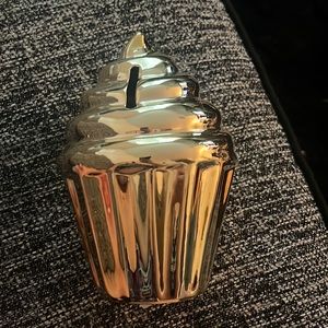 Cute cupcake coin holder